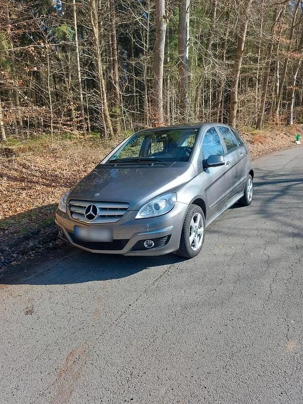 Gebraucht Mercedes B170 102 PS (75 kW) 2008 Van / Kleinbus