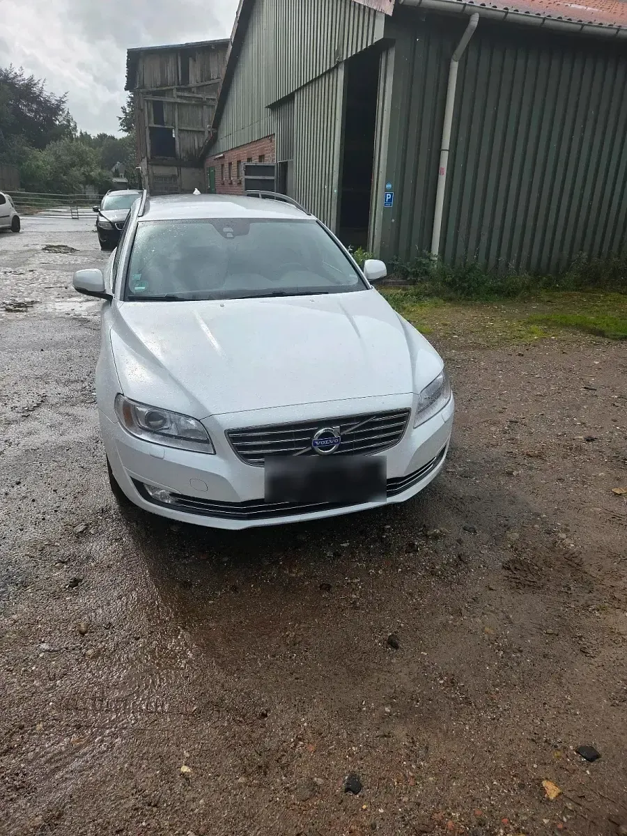 Gebraucht Volvo V70 185 PS (136 kW) 2014 Weiß Kombi