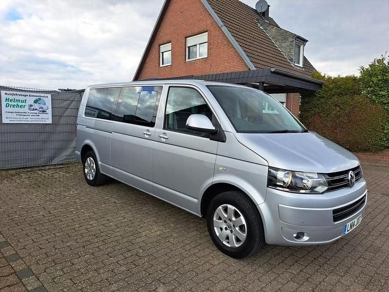 Gebraucht VW T5 Comfortline 140 PS (102 kW) 2014 Silber Van