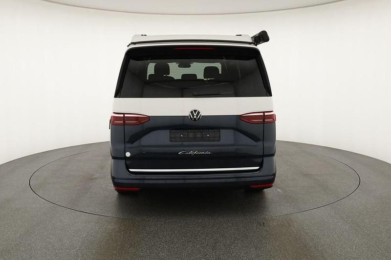 Gebraucht VW California Beach 150 PS (110 kW) 2025 Candy weiß/ starlight blue metallic Van