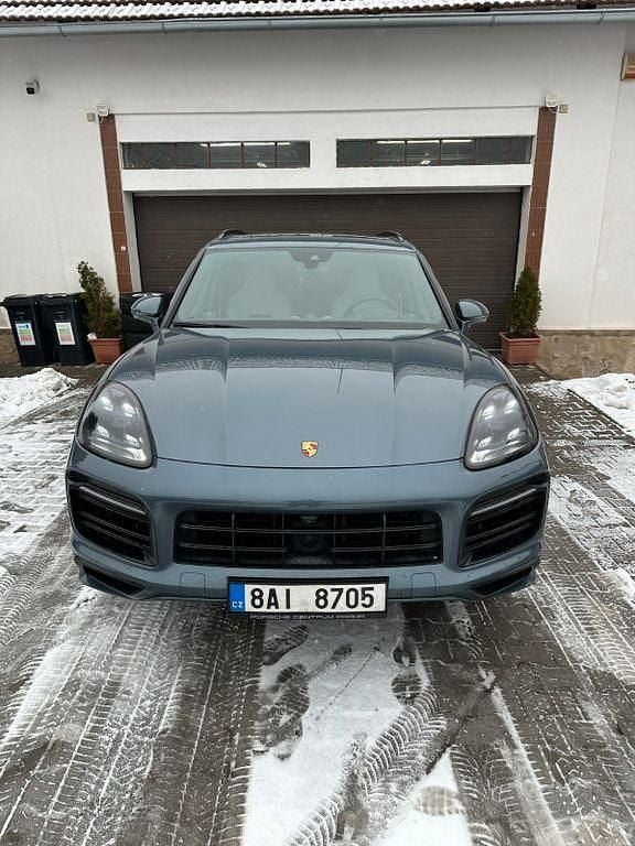 Blau Gebraucht 2020 Porsche Cayenne SUV | 55.000 € - Bild 1/4
