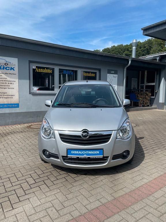 Silber Gebraucht 2008 Opel Agila Edition Limousine | 3.490 € (Fairer Preis) - Bild 1/4