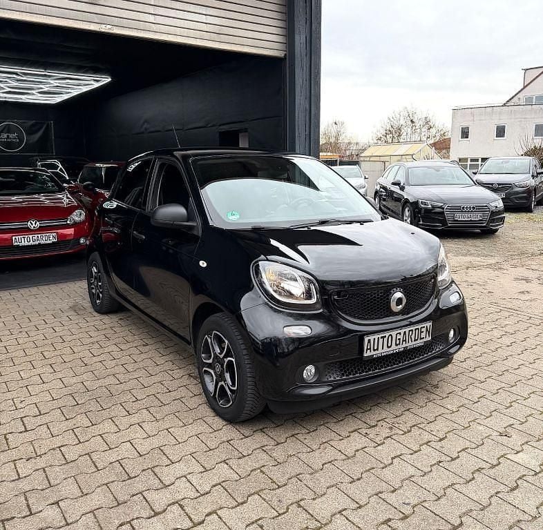 Gebraucht Smart ForFour Basis 90 PS (66 kW) 2016 Schwarz Kleinwagen