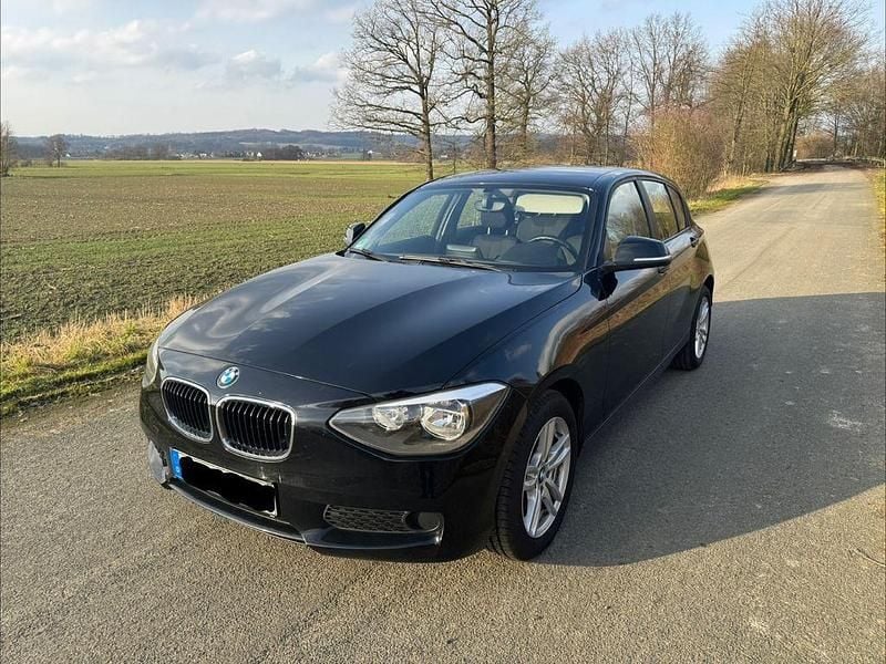 Gebraucht BMW 114 Performance 220 PS (161 kW) 2015 Schwarz Kleinwagen