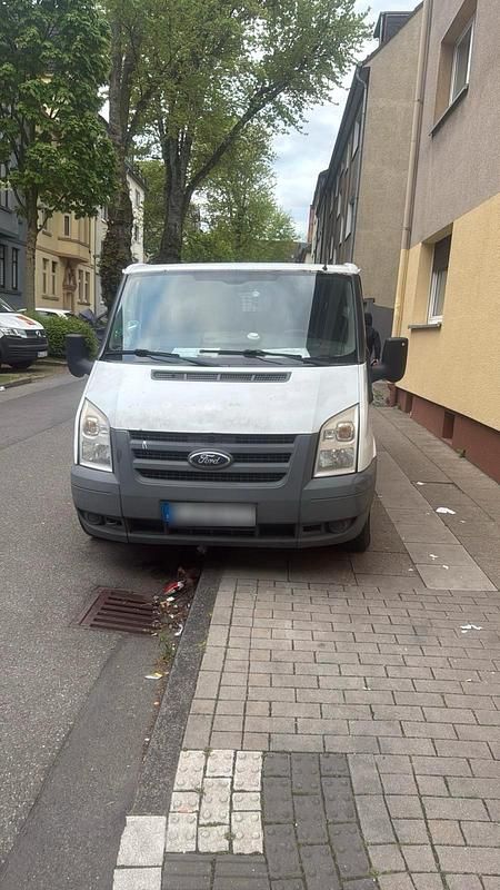 Usado Ford Transit 86 CV (63 kW) 2010 Blanco Monovolumen