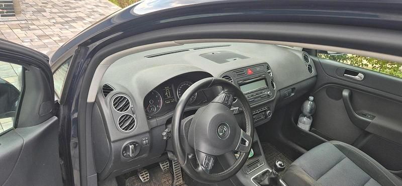 Usata VW Golf VI 122 CV (89 kW) 2011 Blu Utilitaria