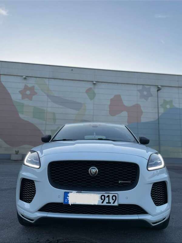 Gebraucht 2020 Jaguar E-Pace R-Dynamic SUV | 27.999 € (Fairer Preis) - Bild 1/4