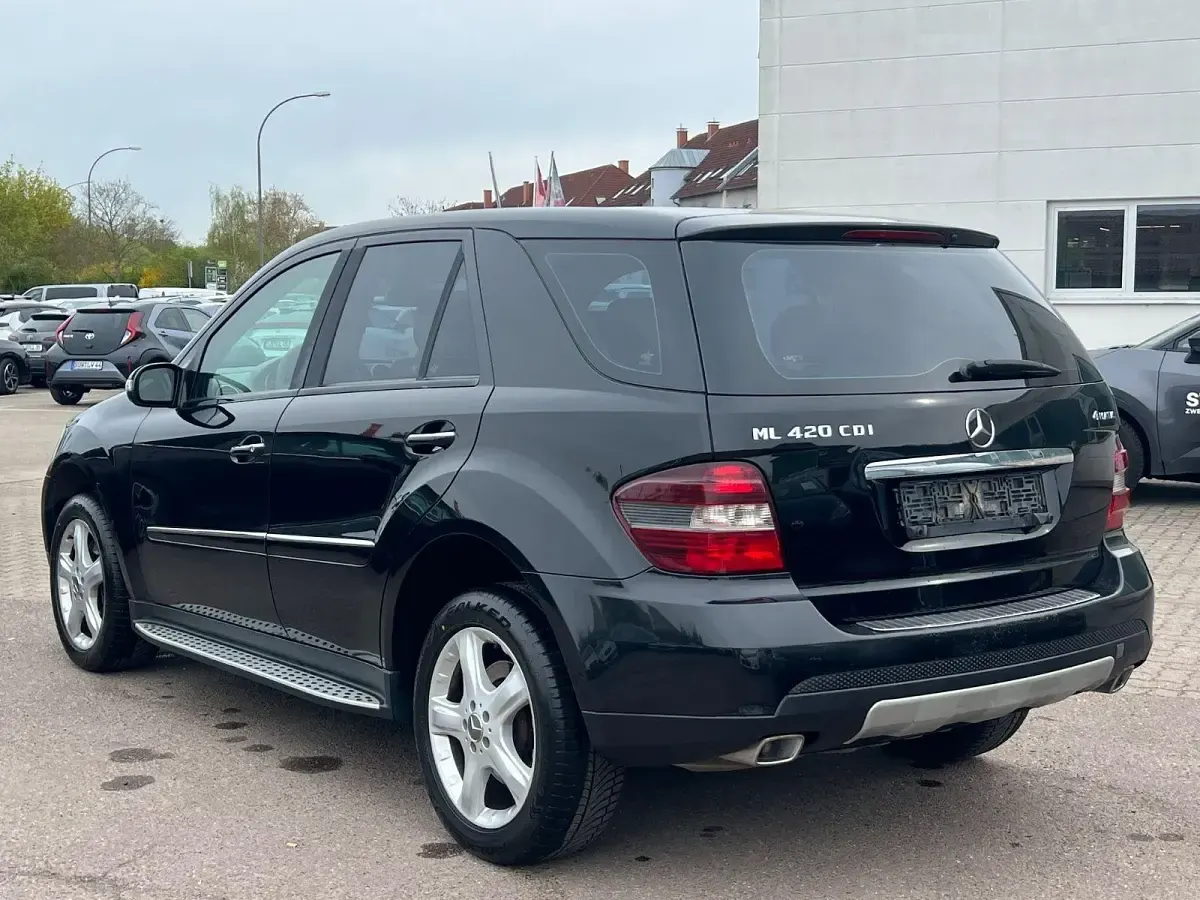 Gebraucht Mercedes ML420 306 PS (225 kW) 2006 Schwarz SUV