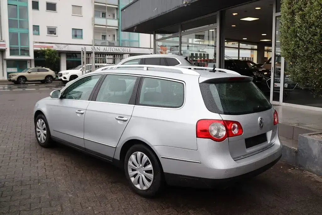 Gebraucht VW Passat Highline 140 PS (102 kW) 2006 Reflexsilber Kombi