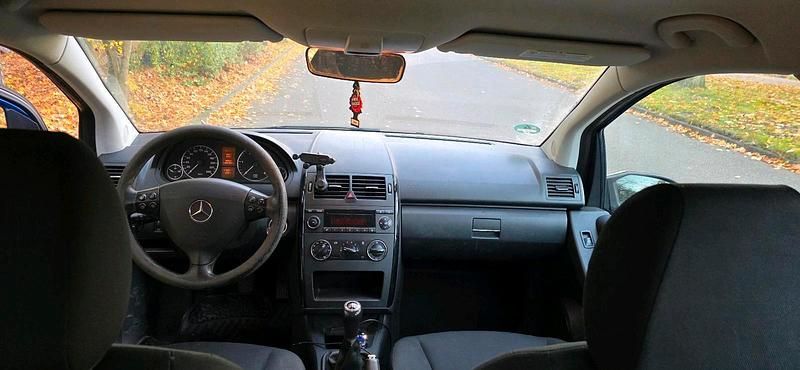 Gebraucht Mercedes A160 82 PS (60 kW) 2007 Blau Kombi