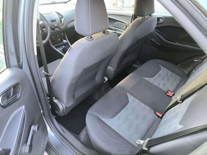 Gebraucht Ford Ka Trend 71 PS (52 kW) 2018 Grau Limousine