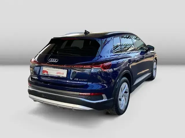 Gebraucht Audi Q4 e-tron Ambiente 210 kW (286 PS) 2026 Navarrablau metallic SUV