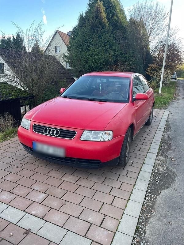 Rot Gebraucht 1998 Audi A3 Kleinwagen | 950 € (Guter Preis) - Bild 1/4