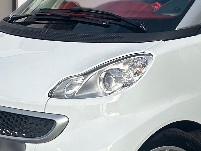 Gebraucht Smart ForTwo Cabrio 71 PS (52 kW) 2014 Weiß Cabrio