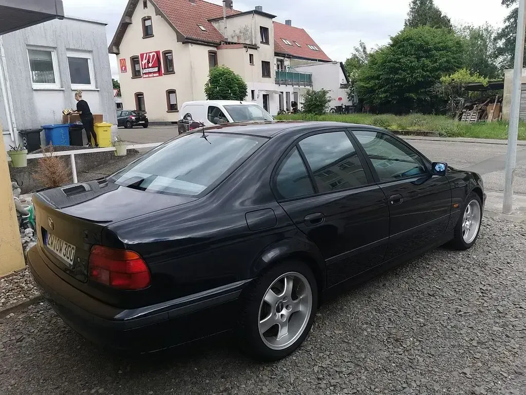 Gebraucht BMW 528 193 PS (141 kW) 1996 Schwarz Limousine