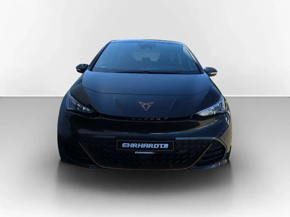 Second-hand Cupra Born 150 kW (204 CP) 2024 Gri Hatchback