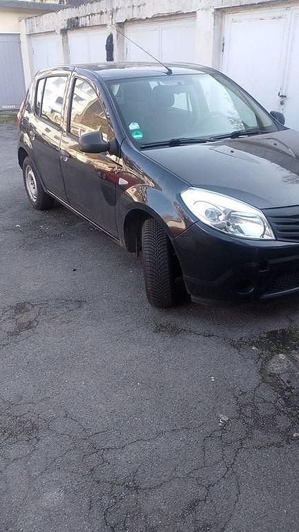 Gebraucht Dacia Sandero 75 PS (55 kW) 2009 Limousine