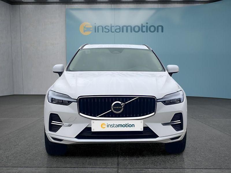 Gebraucht Volvo XC60 197 PS (144 kW) 2022 Weiß SUV