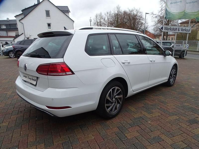 Gebraucht VW Golf VII 110 PS (80 kW) 2017 Weiß Kombi