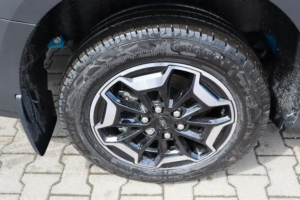 Neu Ford Tourneo Active 170 PS (125 kW) 2026 Digital aqua blue metallic Van / Kleinbus