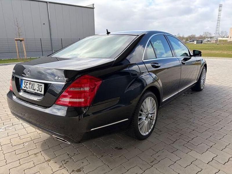 Gebraucht Mercedes S350 258 PS (189 kW) 2013 Schwarz Limousine
