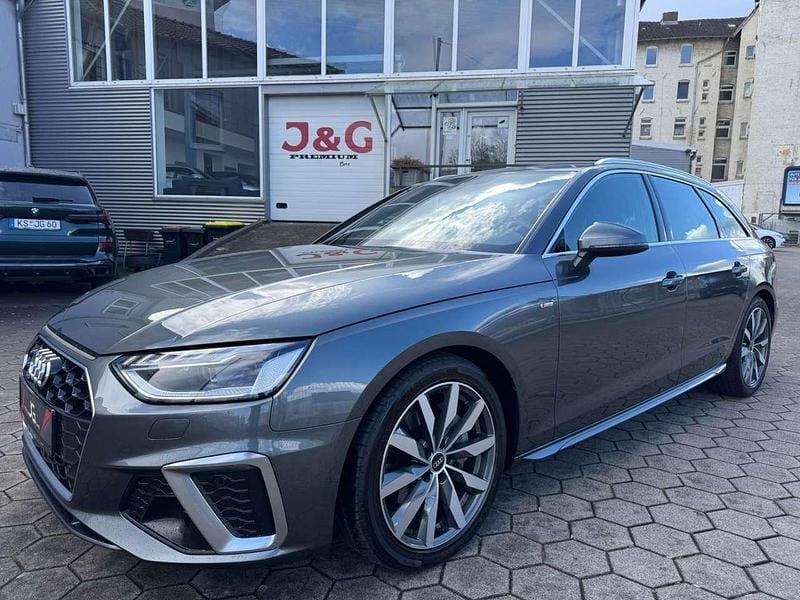 Gebraucht Audi A4 S-Line 204 PS (150 kW) 2023 Daytonagrau Kombi