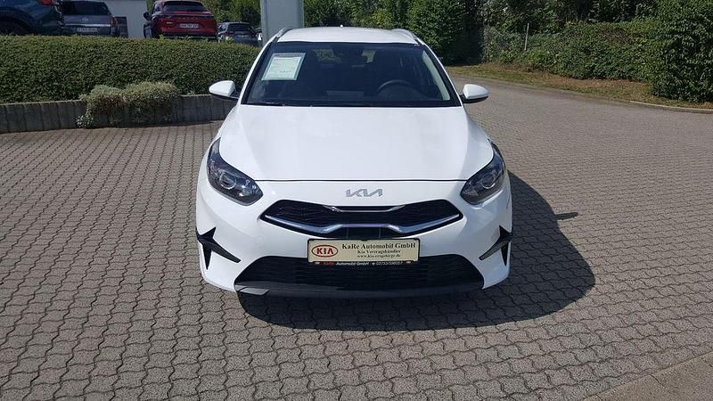 Gebraucht Kia Ceed Sportswagon 160 PS (117 kW) 2024 Weiß Kombi