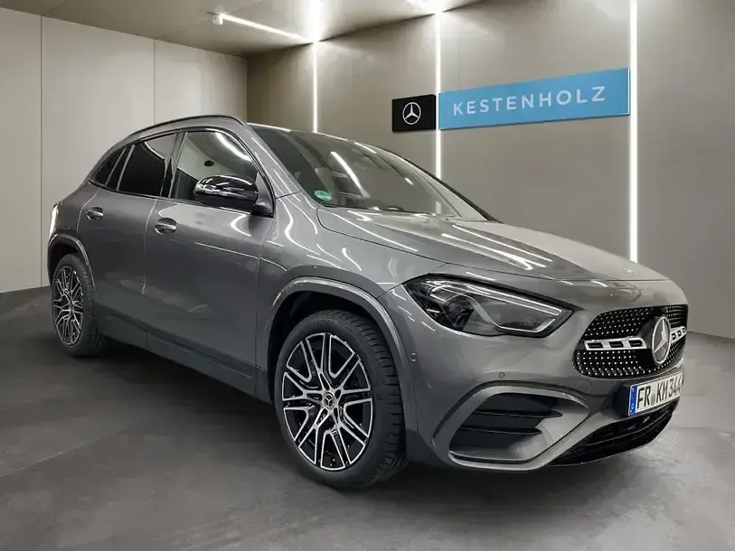 Gebraucht Mercedes GLA220 AMG 190 PS (139 kW) 2026 Mountain grau SUV