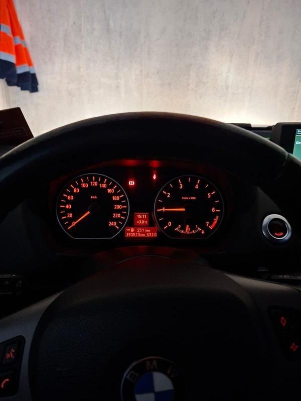 Gebraucht BMW 116 116 PS (85 kW) 2006 Grau Kleinwagen