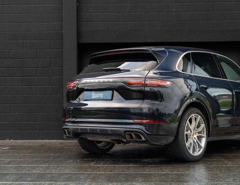 Gebraucht Porsche Cayenne Turbo 549 PS (403 kW) 2018 Blau SUV