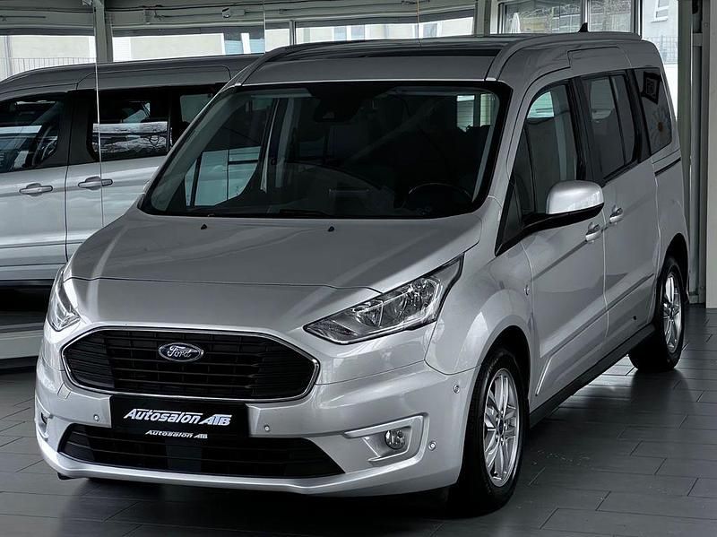 Gebraucht Ford Grand Tourneo Connect Titanium 120 PS (88 kW) 2019 Silber Van / Kleinbus