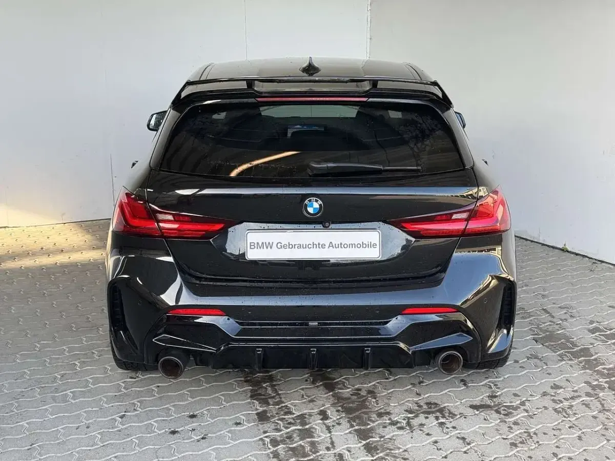 Gebraucht BMW 135 306 PS (225 kW) 2020 Black sapphire metallic Kleinwagen