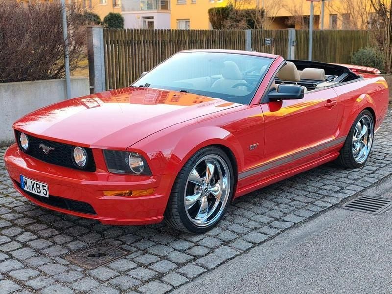Gebraucht Ford Mustang GT 300 PS (220 kW) 2007 Rot Cabrio
