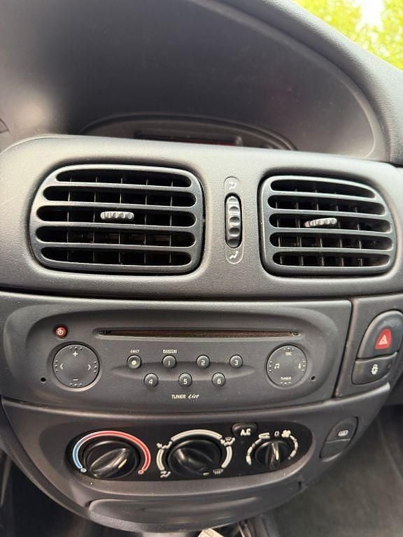 Gebraucht Renault Mégane II 107 PS (78 kW) 2002 Grau Limousine