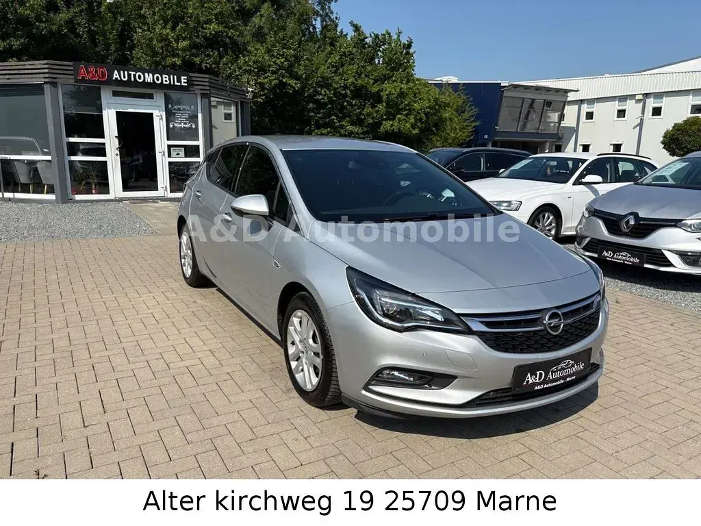 Gebraucht Opel Astra Dynamic 125 PS (91 kW) 2016 Silber Limousine
