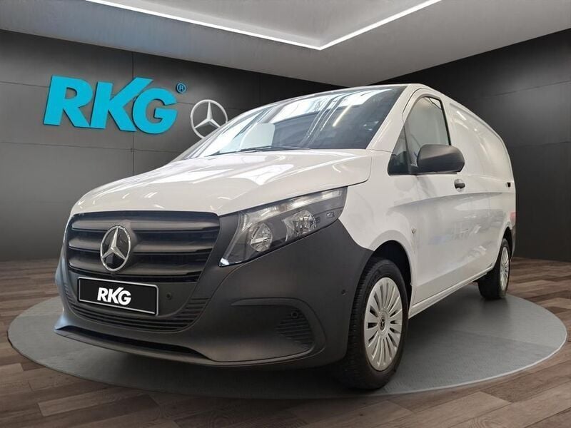 Weiß Gebraucht 2024 Mercedes Vito Van / Kleinbus | 35.569 € (Fairer Preis) - Bild 1/4