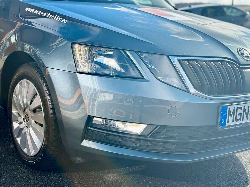 Gebraucht Skoda Octavia 116 PS (85 kW) 2017 Grau Kombi