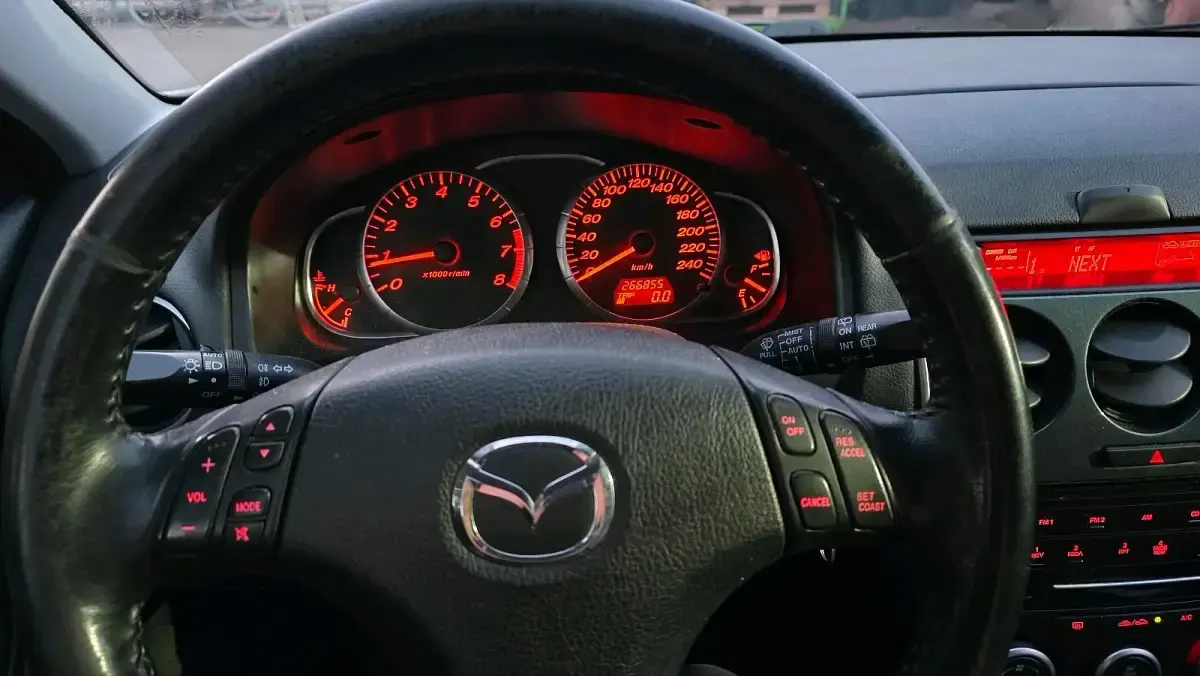 Używany Mazda 6 147 KM (108 kW) 2008 Srebrny Kombi