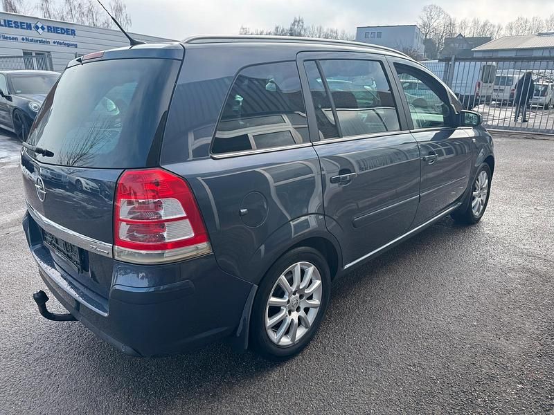 Gebraucht Opel Zafira 150 PS (110 kW) 2008 Blau Van / Kleinbus