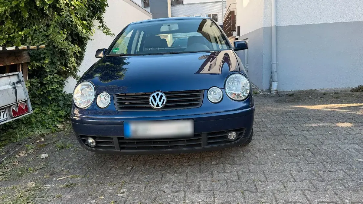 Gebraucht VW Polo 101 PS (74 kW) 2003 Blau Kleinwagen