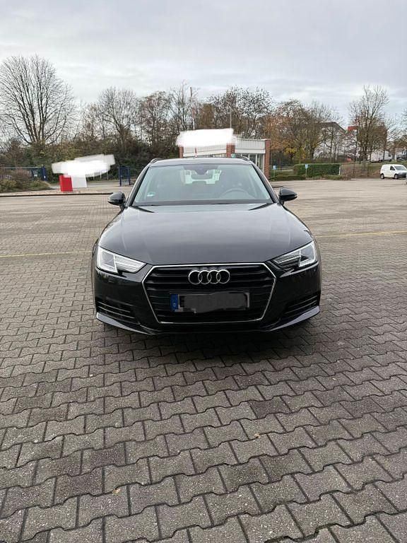 Schwarz Gebraucht 2017 Audi A4 Design Kombi | 16.800 € (Guter Preis) - Bild 1/4