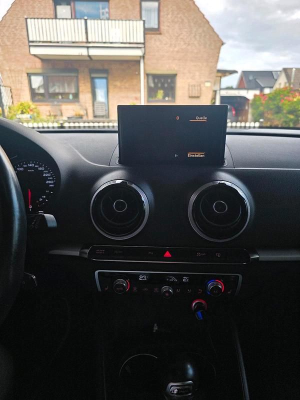 Schwarz Gebraucht 2016 Audi A3 Sportback Kombi | 13.500 € (Guter Preis) - Bild 1/4