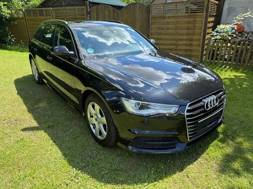 Gebraucht Audi A6 Comfort 218 PS (160 kW) 2016 Schwarz Kombi