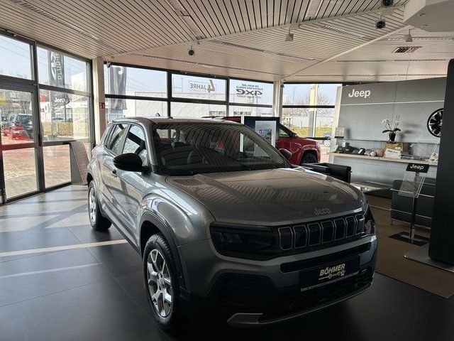 Grau Gebraucht 2023 Jeep Avenger Altitude SUV | 23.990 € (Etwas zu teuer) - Bild 1/4