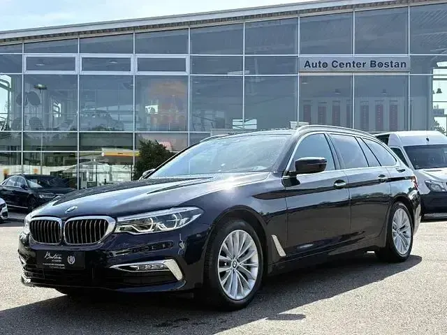 Gebraucht BMW 530 Luxury Line 252 PS (185 kW) 2017 Blau Kombi