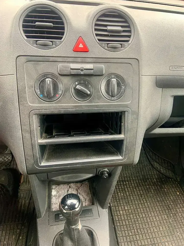 Gebraucht VW Caddy 75 PS (55 kW) 2010 Blau Van / Kleinbus