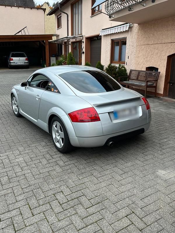 Gebraucht Audi TT 180 PS (132 kW) 1998 Silber Coupé