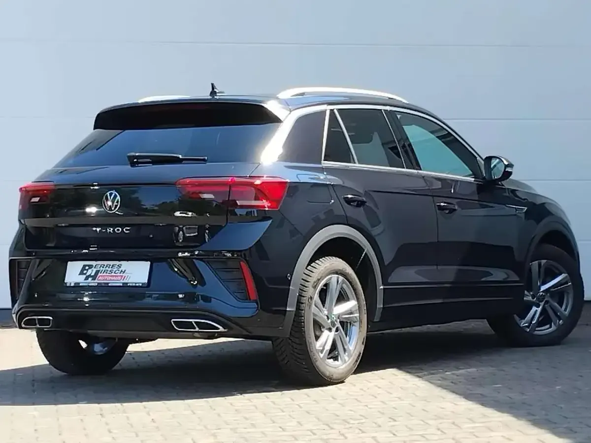 Gebraucht VW T-Roc R-line 150 PS (110 kW) 2024 Deep black perleffekt SUV