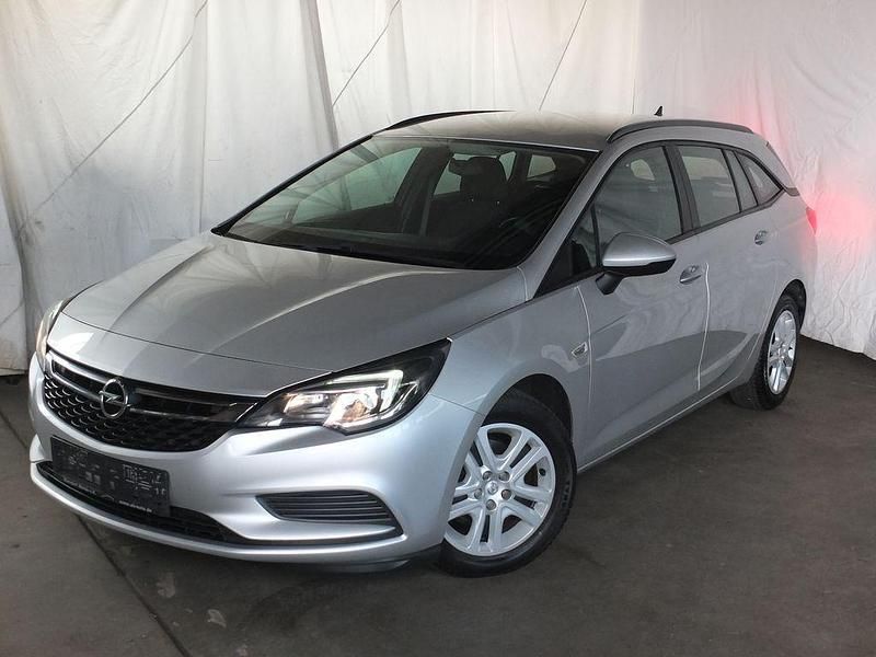 Gebraucht Opel Astra Edition 110 PS (80 kW) 2018 Silber Kombi