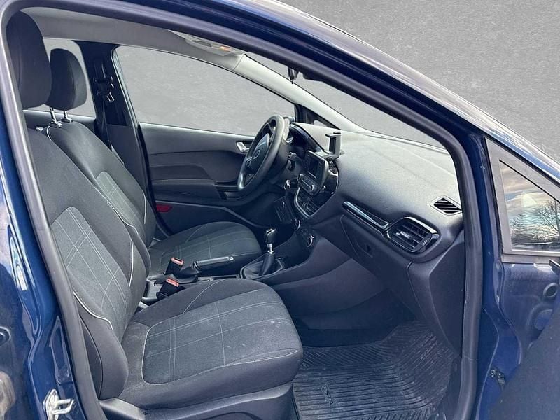 Gebraucht Ford Fiesta Titanium 155 PS (114 kW) 2018 Weiß (frostweiß) Kleinwagen